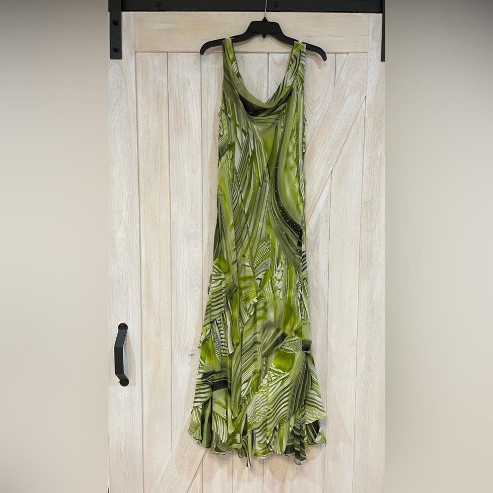 RB Collection size 10 green Maxi dress.